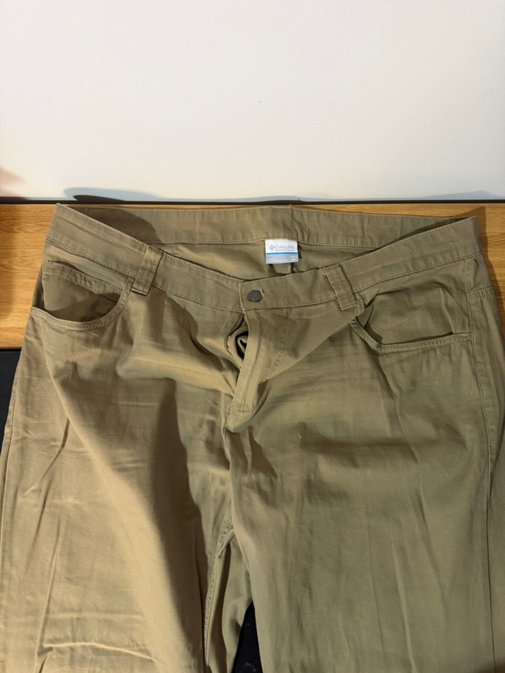 Columbia Men's Khaki Green Straight-Leg Pants